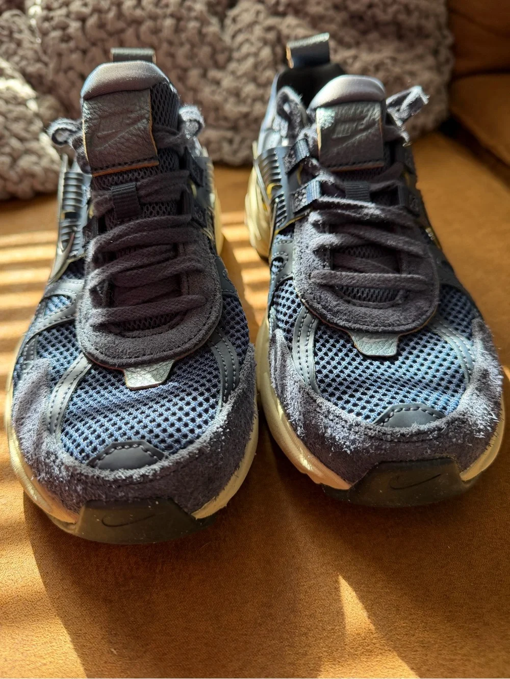 Nike v2k run womens sneakers size 8 nwot